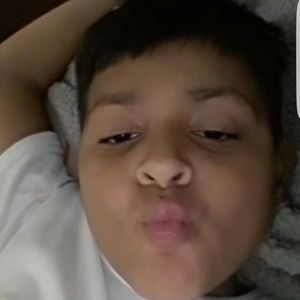 Meet your Posher, Iris